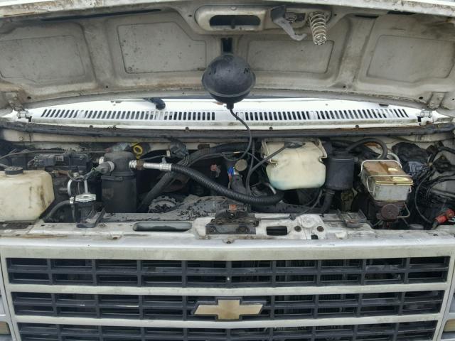 1GBHG31K5SF151954 - 1995 CHEVROLET G30 WHITE photo 7