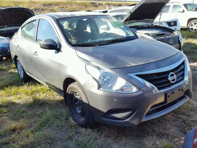 3N1CN7AP0GL894357 - 2016 NISSAN VERSA GRAY photo 1