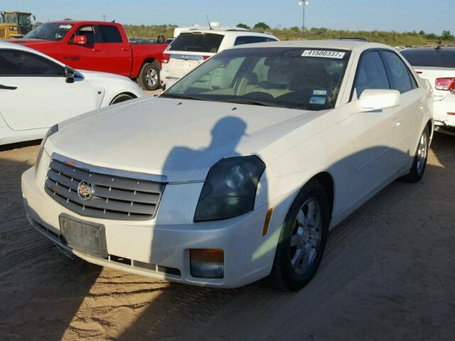 1G6DM56T050237392 - 2005 CADILLAC CTS WHITE photo 2