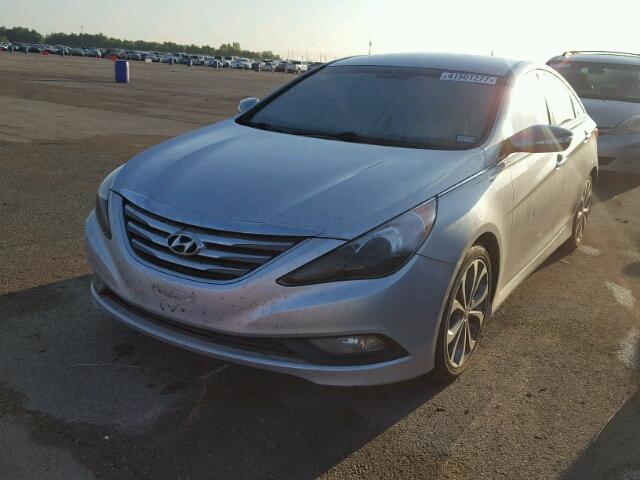 5NPEC4AB2EH891519 - 2014 HYUNDAI SONATA SILVER photo 2