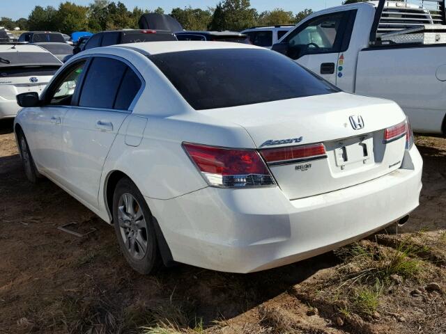 1HGCP2F66CA178429 - 2012 HONDA ACCORD SE WHITE photo 3