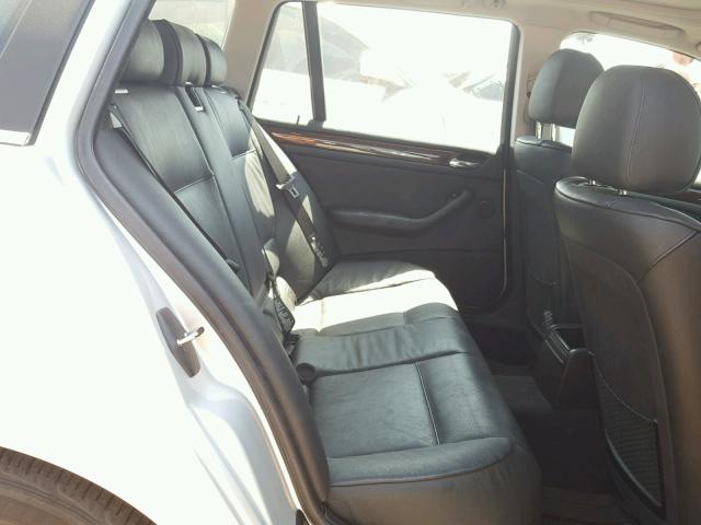 WBAEP33412PF00471 - 2002 BMW 325 XIT SILVER photo 6