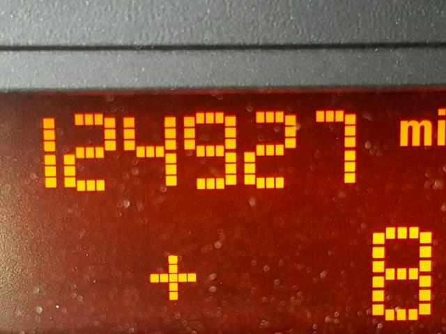 WBAEP33412PF00471 - 2002 BMW 325 XIT SILVER photo 8