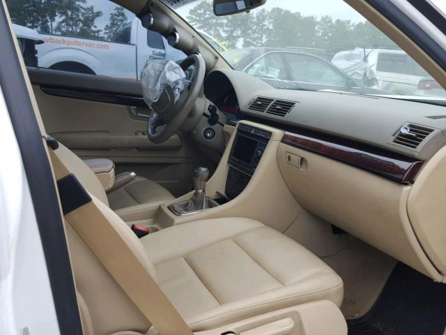 WAUAF78E48A062435 - 2008 AUDI A4 2.0T WHITE photo 5