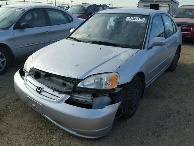 2HGES16862H900422 - 2002 HONDA CIVIC LX SILVER photo 2