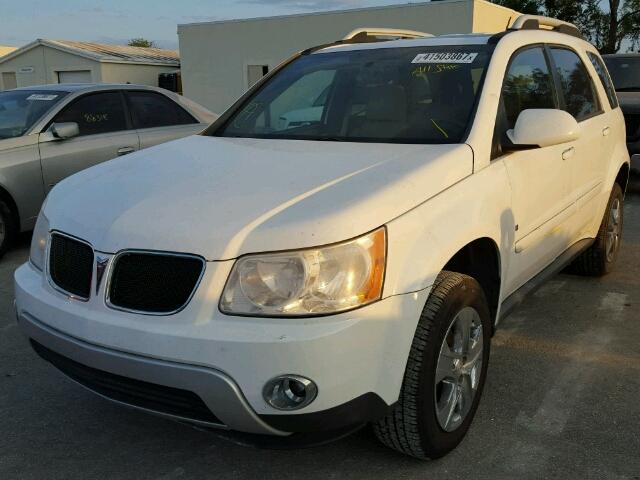 2CKDL63F376223803 - 2007 PONTIAC TORRENT WHITE photo 2