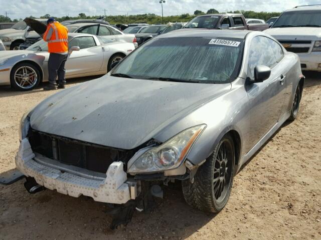 JNKCV64E58M118684 - 2008 INFINITI G37 BASE GRAY photo 2