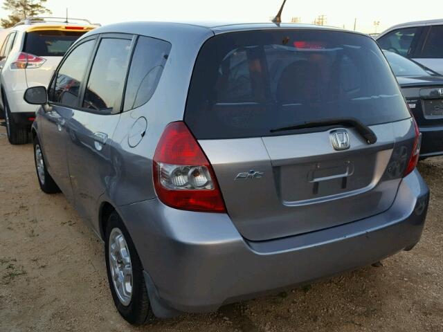 JHMGD38437S026102 - 2007 HONDA FIT SILVER photo 3