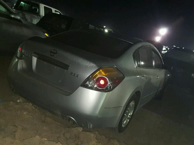 1N4AL2AP8AN428881 - 2010 NISSAN ALTIMA SILVER photo 4