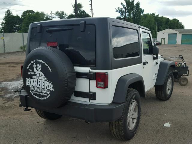 1C4AJWAG7JL857013 - 2018 JEEP WRANGLER S WHITE photo 4