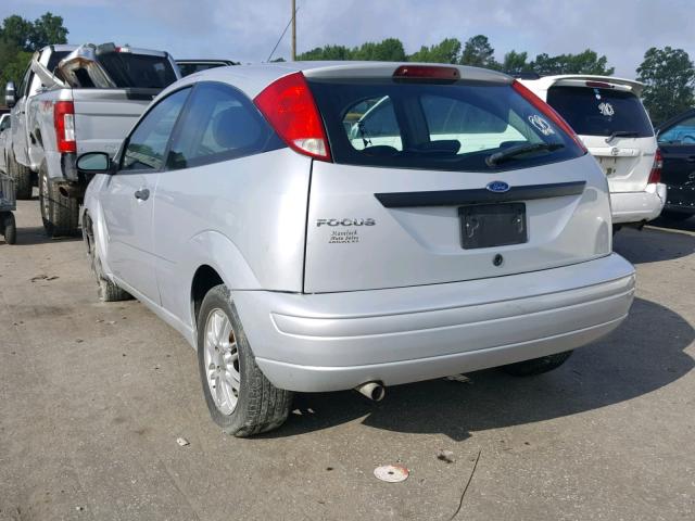 1FAFP31N97W244826 - 2007 FORD FOCUS ZX3 GRAY photo 3