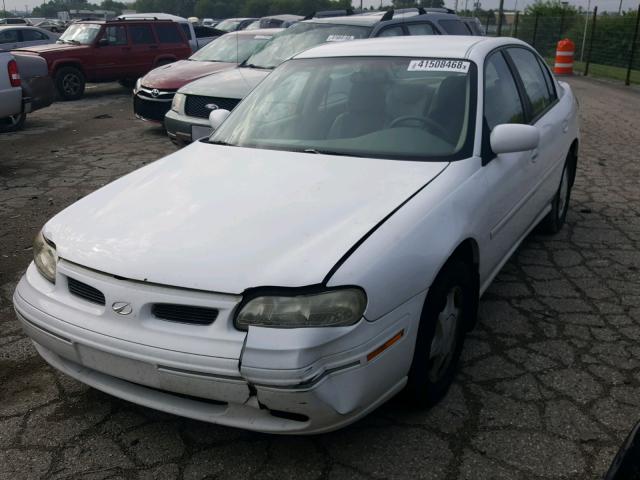1G3NG52M0V6306005 - 1997 OLDSMOBILE CUTLASS GL WHITE photo 2