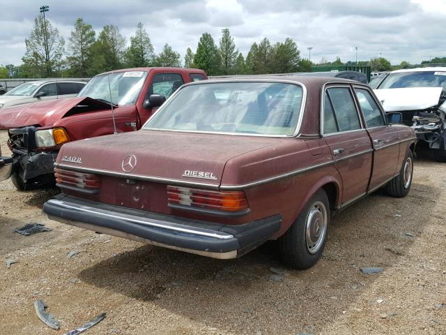 WDBAB23A6CB336855 - 1982 MERCEDES-BENZ 240 D MAROON photo 4