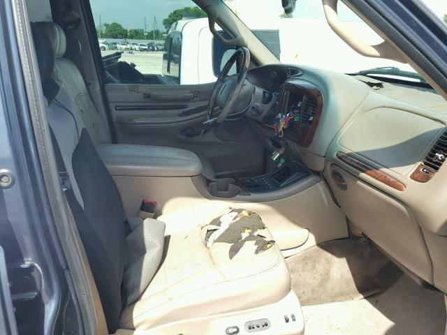 5LMFU28AXYLJ38817 - 2000 LINCOLN NAVIGATOR Mavi foto 5