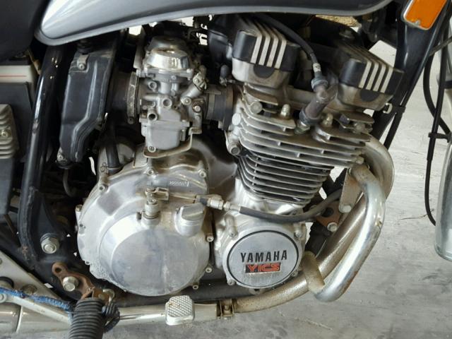 5K5033574 - 1982 YAMAHA XJ550 SILVER photo 7