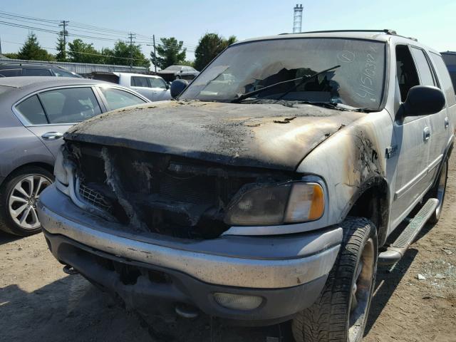 1FMPU16L52LA89636 - 2002 FORD EXPEDITION SILVER photo 9