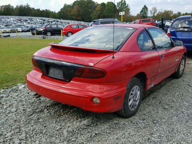 1G2JB124517181114 - 2001 PONTIAC SUNFIRE SE RED photo 4