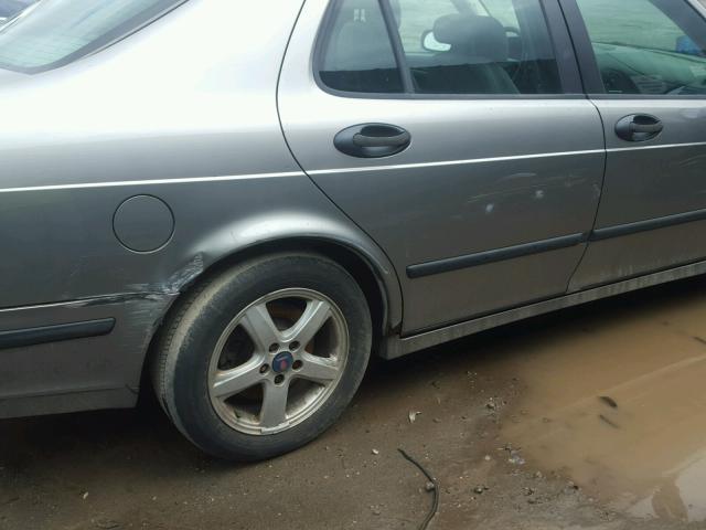 YS3ED49A943003540 - 2004 SAAB 9-5 ARC GRAY photo 9