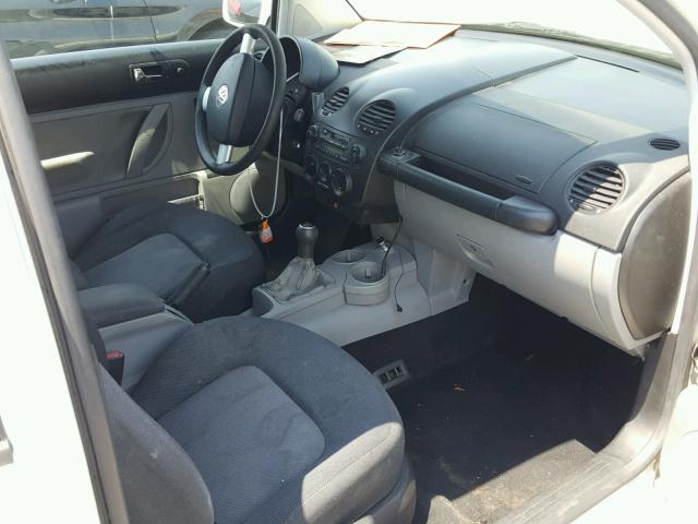 3VWCK21C13M437287 - 2003 VOLKSWAGEN NEW BEETLE თეთრი ფოტო 5