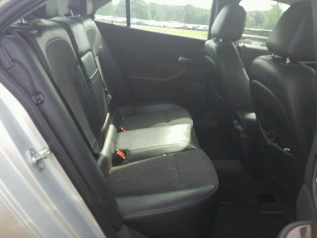 1G11D5RR4DF106843 - 2013 CHEVROLET MALIBU 1LT 银色 照片 6