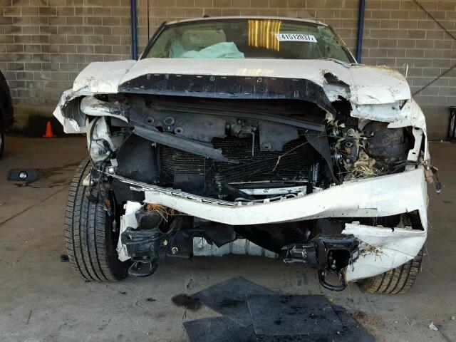 5LMFU27548LJ12220 - 2008 LINCOLN NAVIGATOR CREAM photo 9