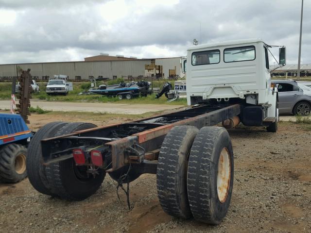 1FV6HLAC4XHA83741 - 1999 FREIGHTLINER MEDIUM CON WHITE photo 4