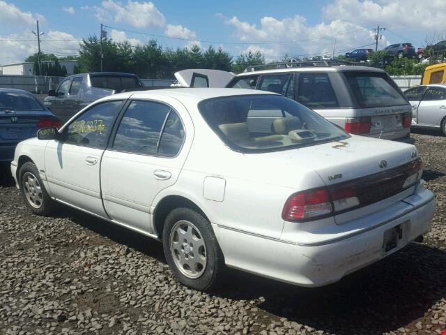 JNKCA21A2XT775730 - 1999 INFINITI I30 WHITE photo 3