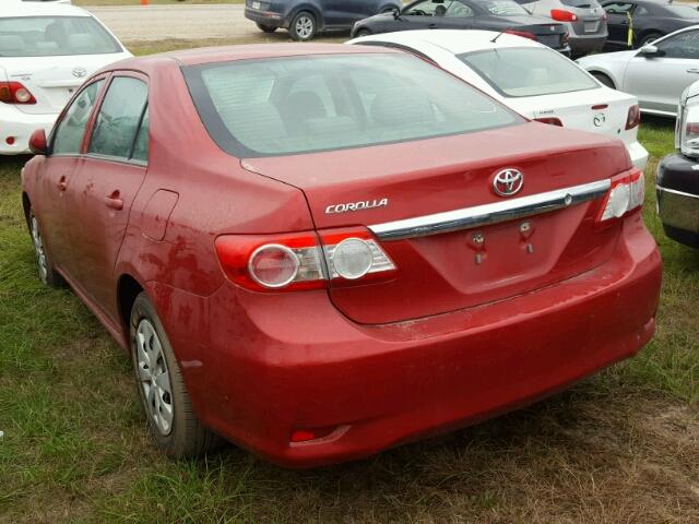 5YFBU4EE8DP092334 - 2013 TOYOTA COROLLA RED photo 3