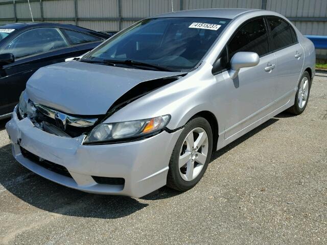 2HGFA1E62BH513440 - 2011 HONDA CIVIC LX-S SILVER photo 2