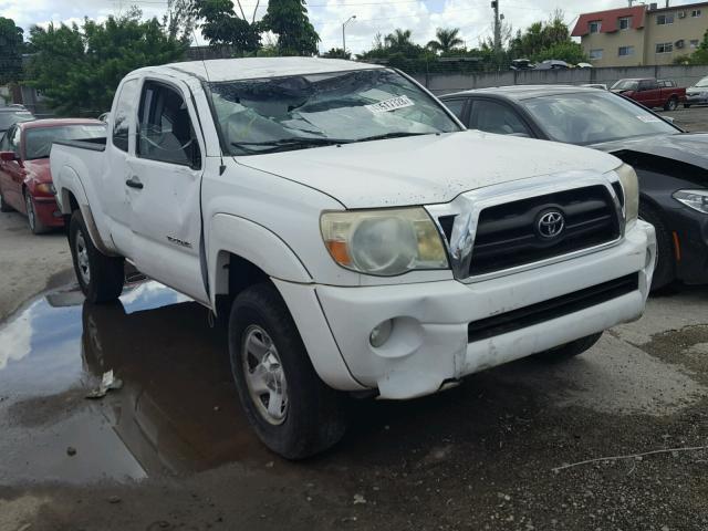 5TETU62N36Z308804 - 2006 TOYOTA TACOMA PRE WHITE photo 1