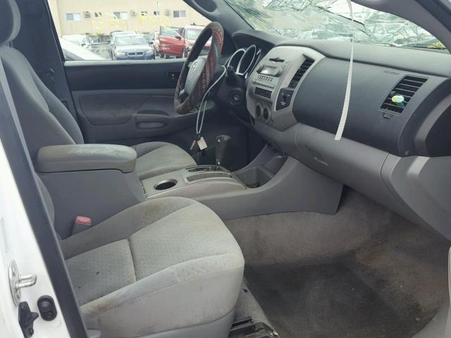 5TETU62N36Z308804 - 2006 TOYOTA TACOMA PRE WHITE photo 5