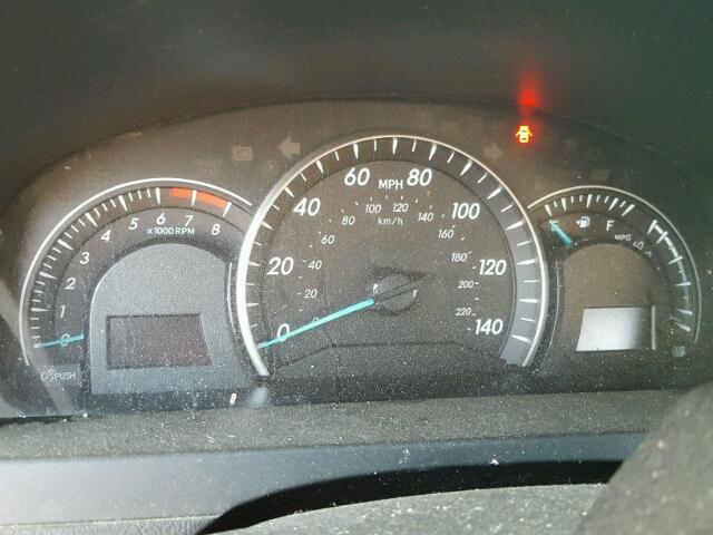 4T4BF1FK5CR188549 - 2012 TOYOTA CAMRY BASE SILVER photo 8