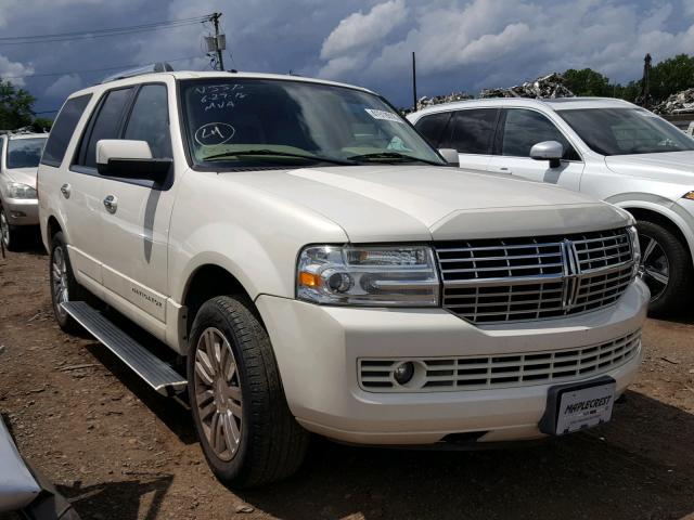 5LMFU28567LJ16010 - 2007 LINCOLN NAVIGATOR Weiß Foto 1