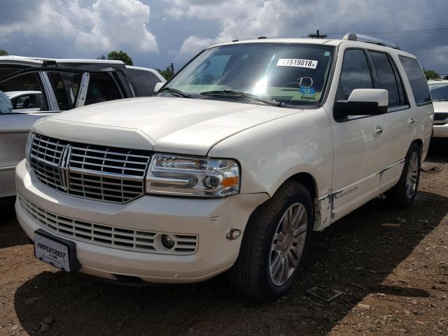 5LMFU28567LJ16010 - 2007 LINCOLN NAVIGATOR Weiß Foto 2