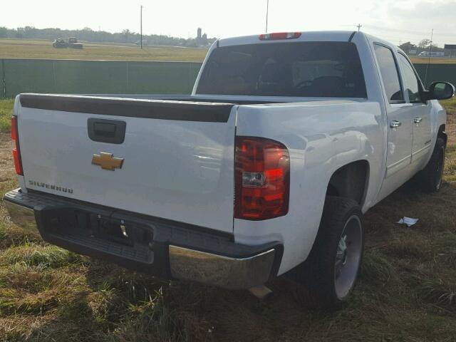 3GCPCSE02DG114108 - 2013 CHEVROLET SILVERADO WHITE photo 4