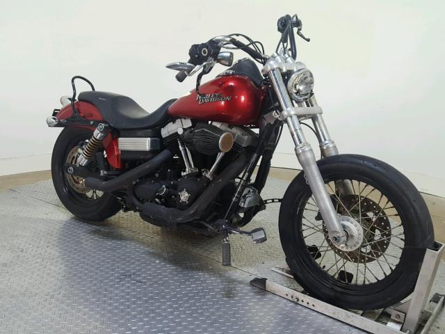 1HD16X416CC338760 - 2012 HARLEY-DAVIDSON FXDB RED photo 2