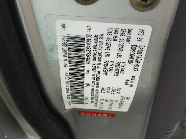 2C4GJ44R3YR844630 - 2000 CHRYSLER GRAND VOYA 银色 照片 10