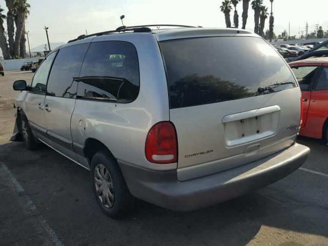 2C4GJ44R3YR844630 - 2000 CHRYSLER GRAND VOYA 银色 照片 3