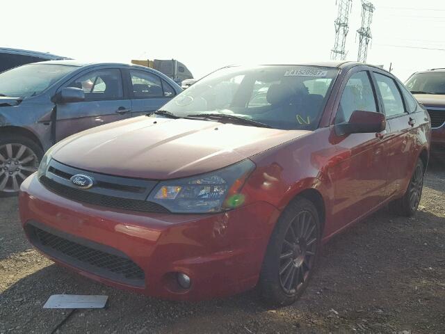 1FAHP3GN3AW270524 - 2010 FORD FOCUS SES RED photo 2