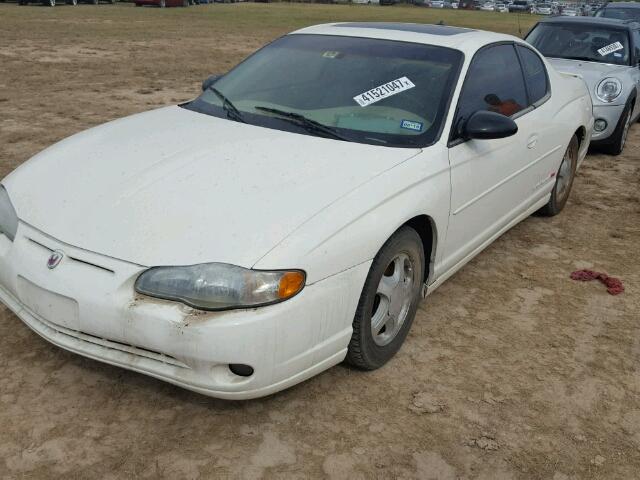 2G1WX12K139314592 - 2003 CHEVROLET MONTE CARL WHITE photo 2