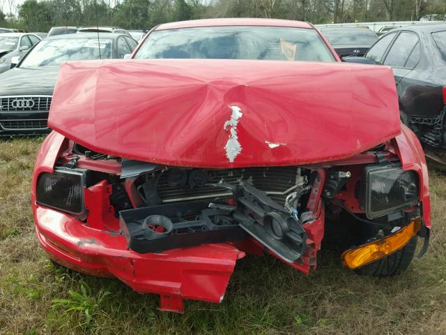 1ZVFT80N065131112 - 2006 FORD MUSTANG RED photo 9