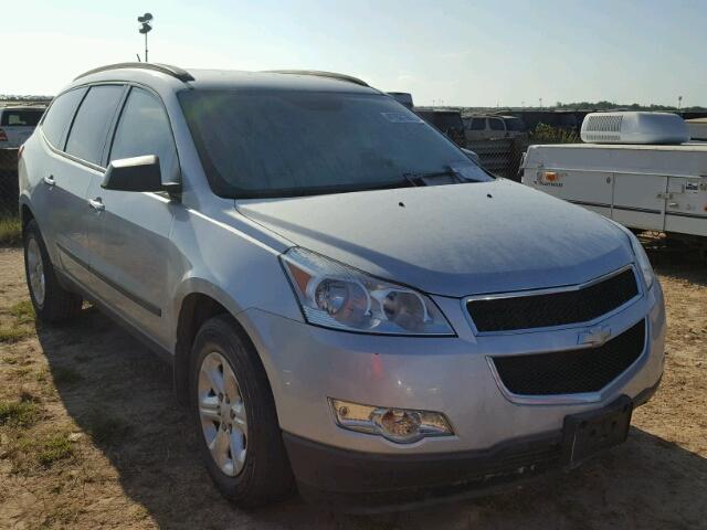 1GNKRFED7CJ374186 - 2012 CHEVROLET TRAVERSE SILVER photo 1