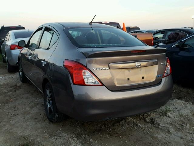 3N1CN7AP6DL850200 - 2013 NISSAN VERSA S GRAY photo 3