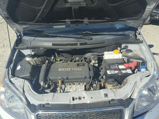 KL1TD6DE0BB226256 - 2011 CHEVROLET AVEO LS SILVER photo 7