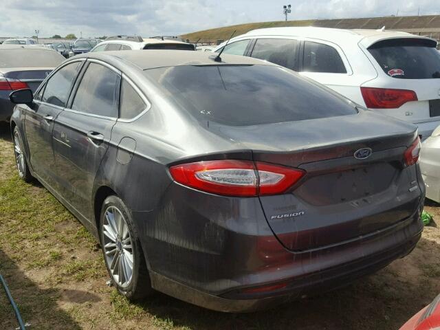 3FA6P0HD7FR292645 - 2015 FORD FUSION SE GRAY photo 3