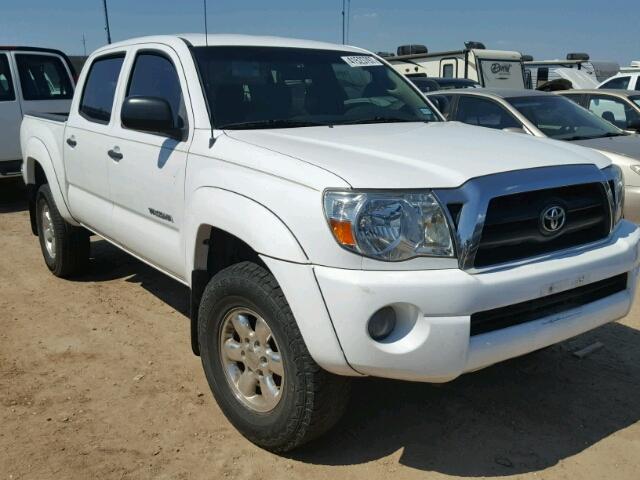 5TELU42N05Z101029 - 2005 TOYOTA TACOMA DOU WHITE photo 1