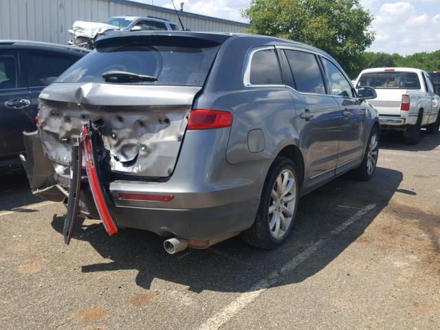 2LMHJ5FR7ABJ16475 - 2010 LINCOLN MKT GRAY photo 4