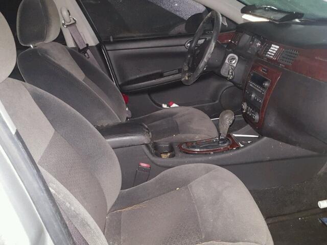 2G1WT57NX91299250 - 2009 CHEVROLET IMPALA 银色 照片 5