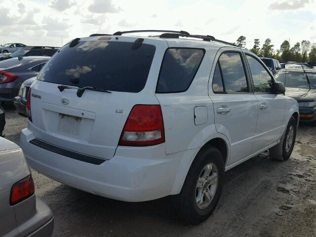 KNDJD733X45262771 - 2004 KIA SORENTO EX WHITE photo 4