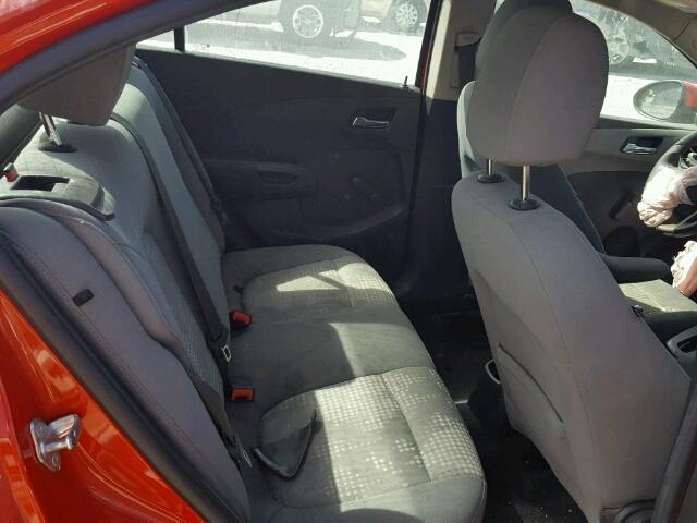 1G1JA5SH0D4102049 - 2013 CHEVROLET SONIC LS 橙色 照片 6